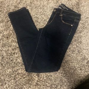 Mid Rise American Eagle Skinny Jeans